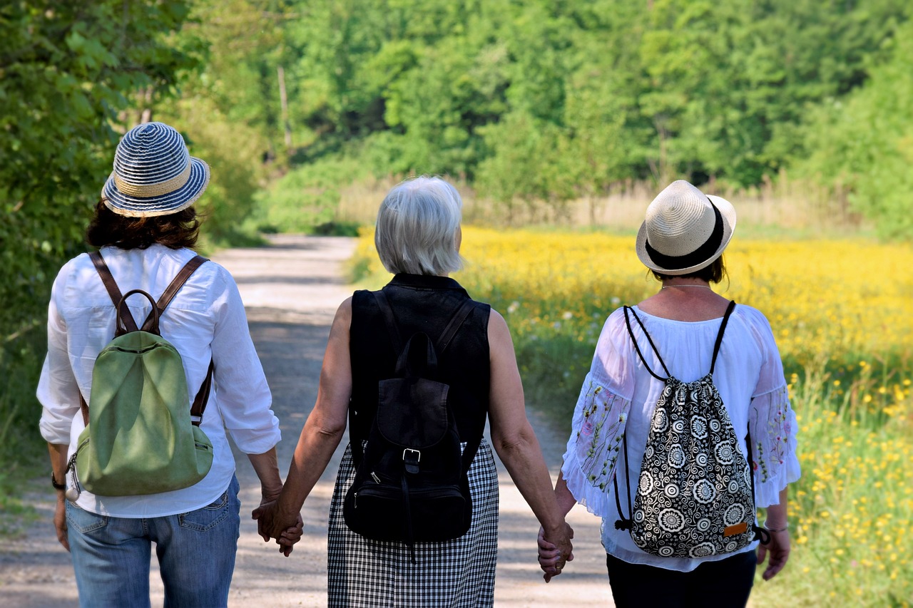 women-cbdropcks menopause menopause and cbd
